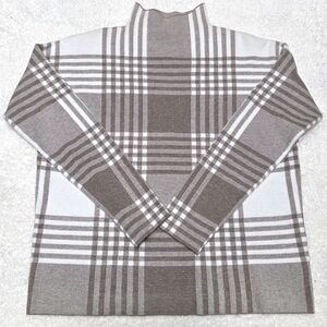 Max Studio Women's Turtleneck‎ Sweater - Brown and White Plaid
